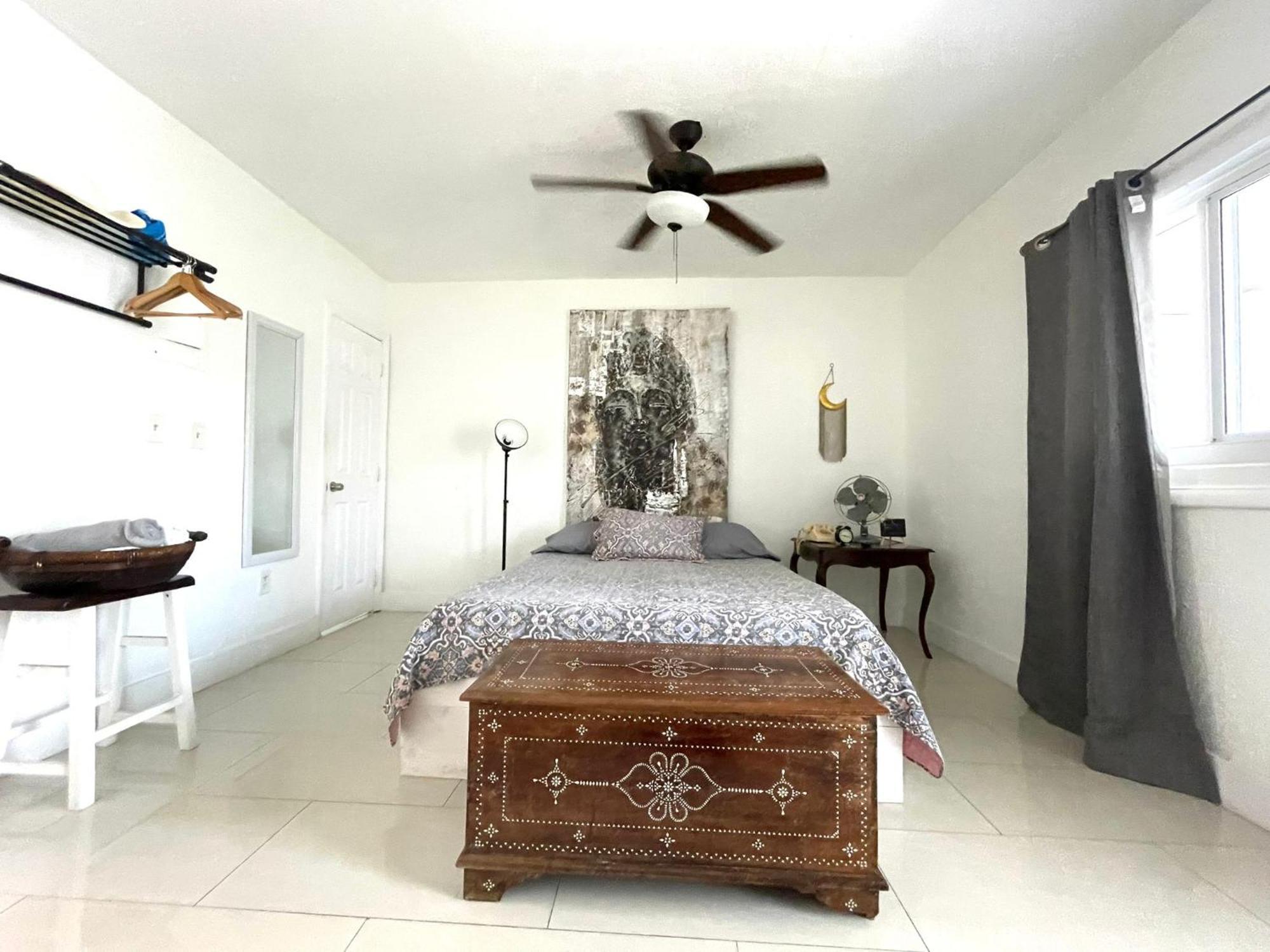 Private Studio Blocks From Coconut Grove Miami Exterior foto